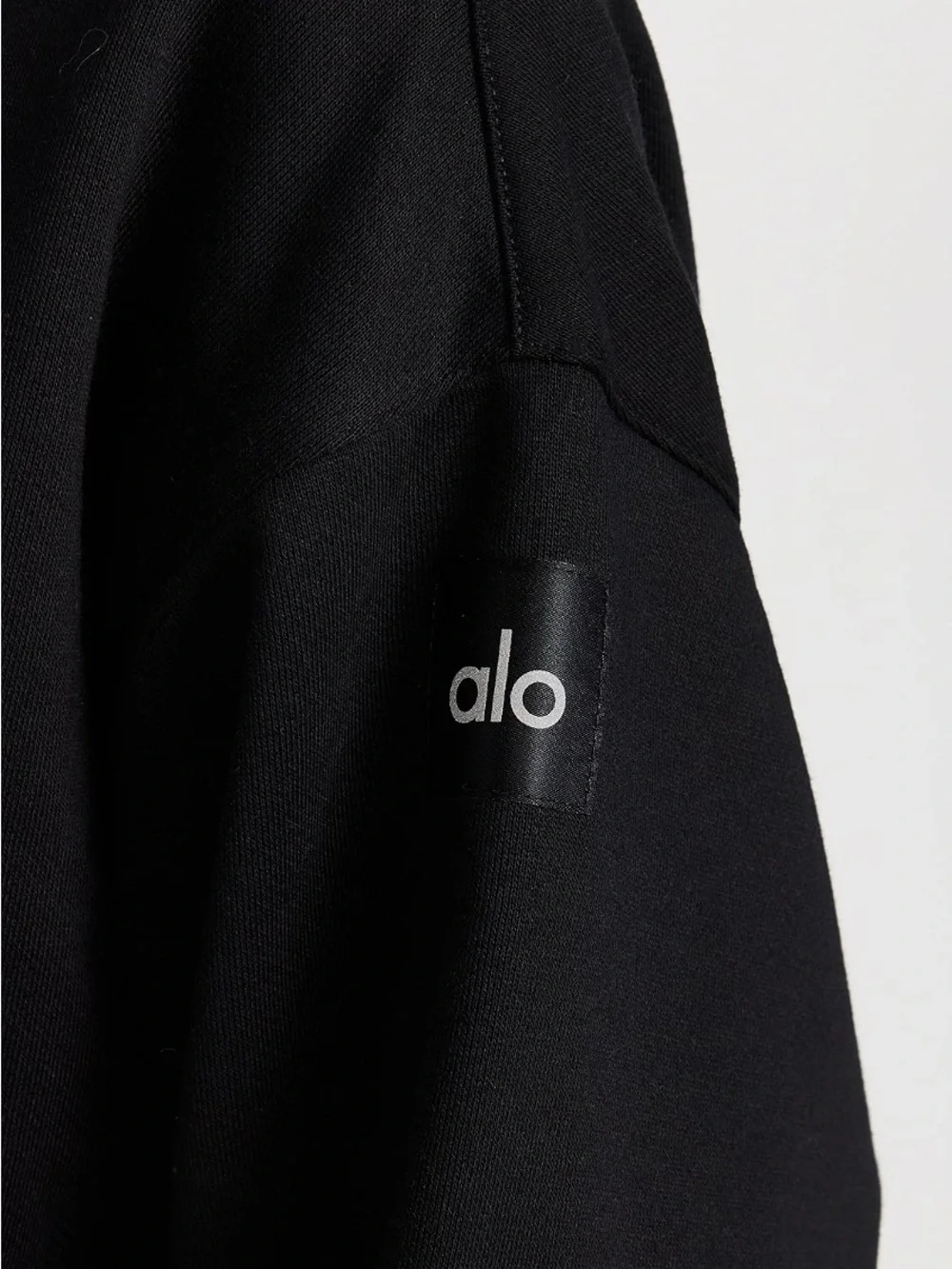 NWT Alo Yoga Polo  Henley Sweatshirt Medium Black Long Sleeve Button Collar Logo